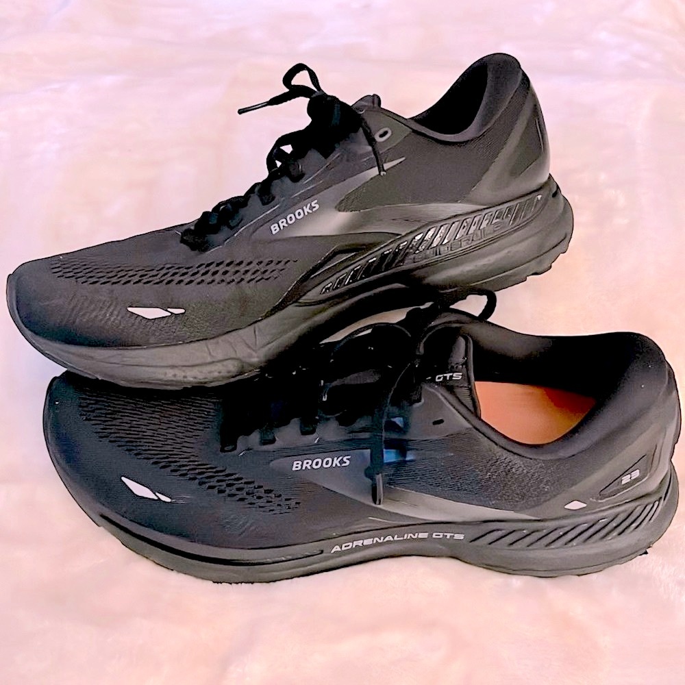 BROOKS 👟 BLACK GTS22 CUSHIONED ADRENALINE ATHLETIC SHOE SNEAKER Men’s 13 D Width